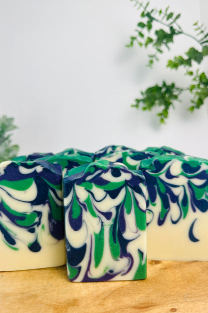 Frosted Berries & Pine | Handcrafted Vegan Cold Process Soap 4oz | Rainbow Roots